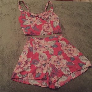 SUMMER TWO PIECE PINK FLORAL OUTFIT